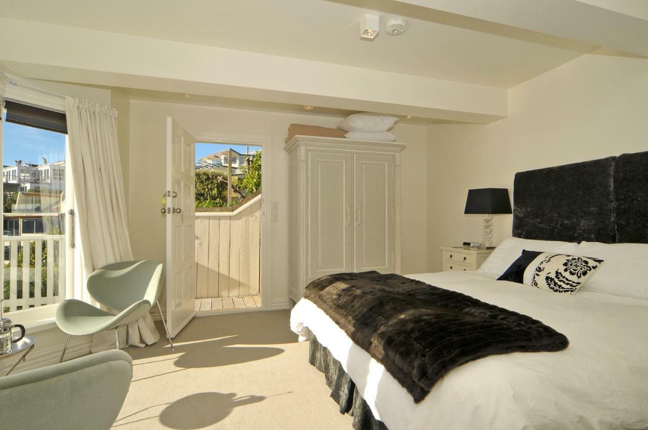 Incredible Views! Luxurious Studio & Outdoor Living Веллінгтон Екстер'єр фото